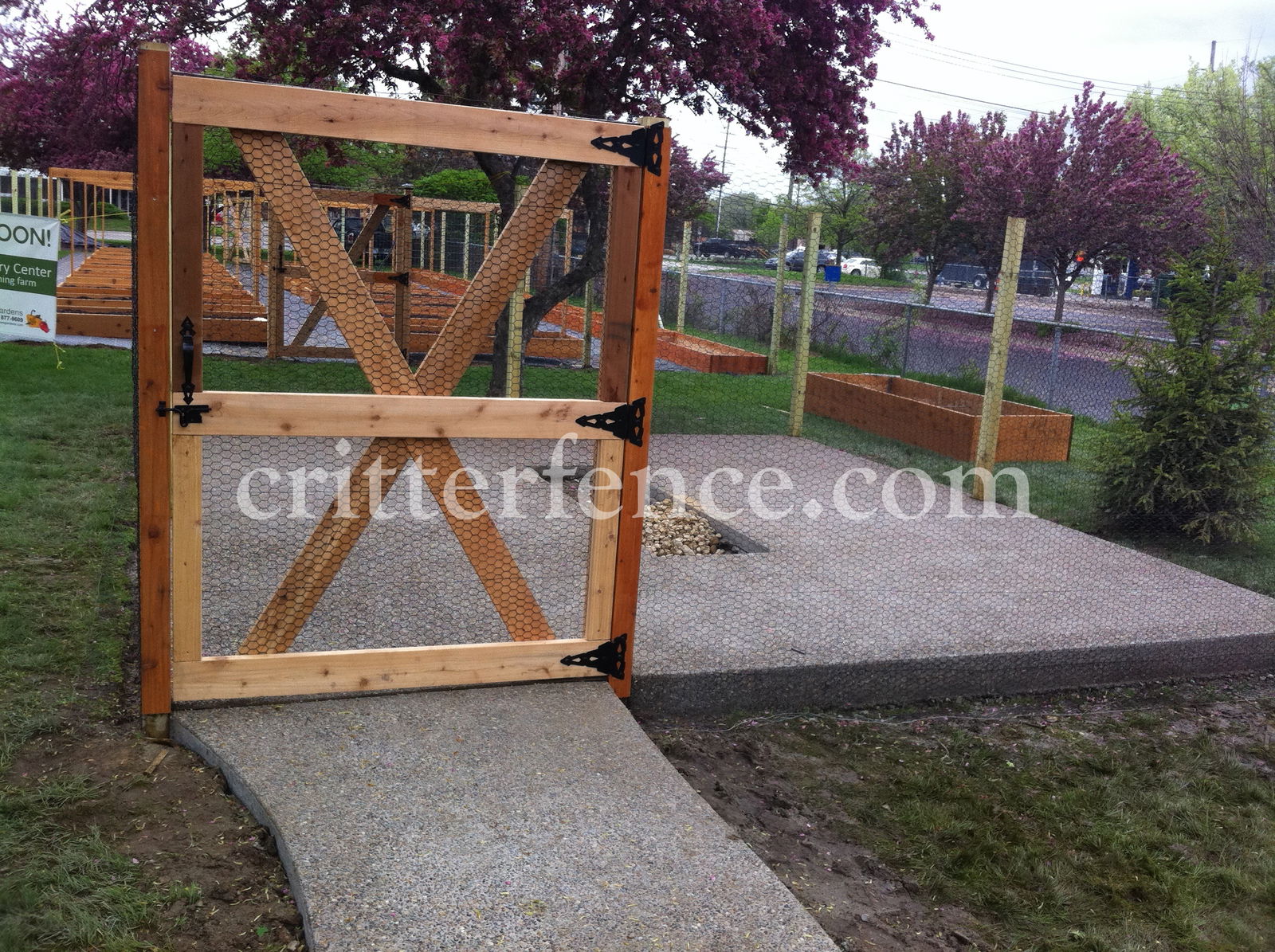 commercial garden fence 2